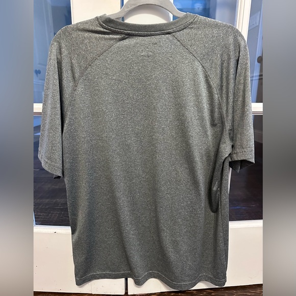 Champion Men’s Arkansas Razorback T-shirt, Large - Picture 2 of 2